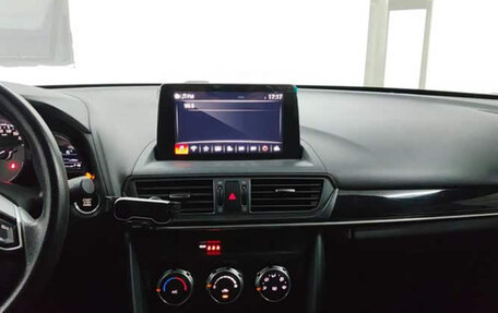 Mazda CX-4, 2021 год, 1 700 000 рублей, 13 фотография