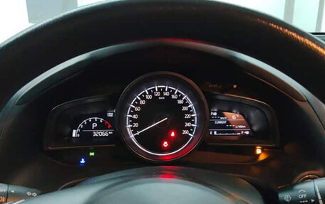 Mazda CX-4, 2021 год, 1 700 000 рублей, 14 фотография