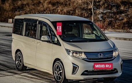 Honda Stepwgn IV, 2015 год, 1 565 000 рублей, 2 фотография