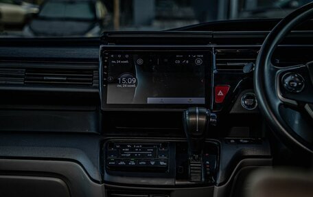 Honda Stepwgn IV, 2015 год, 1 565 000 рублей, 16 фотография