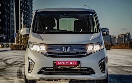 Honda Stepwgn IV, 2015 год, 1 565 000 рублей, 4 фотография