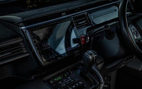 Honda Stepwgn IV, 2015 год, 1 565 000 рублей, 19 фотография