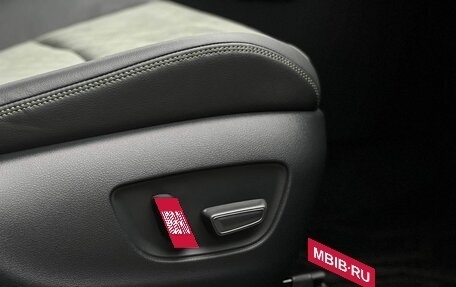 Toyota RAV4, 2025 год, 4 090 000 рублей, 31 фотография