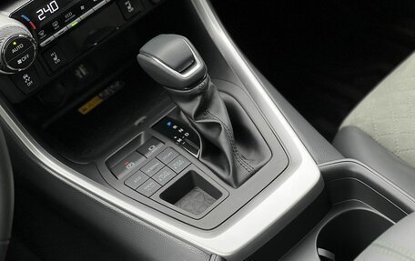 Toyota RAV4, 2025 год, 4 090 000 рублей, 25 фотография