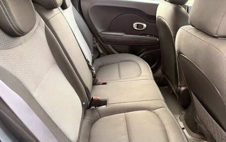 KIA Soul II рестайлинг, 2017 год, 1 499 000 рублей, 24 фотография