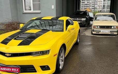Chevrolet Camaro IV, 2014 год, 2 550 000 рублей, 2 фотография