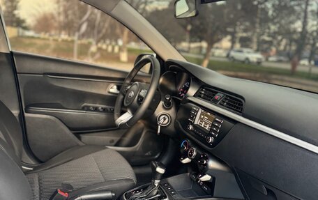 KIA Rio IV, 2019 год, 1 150 000 рублей, 15 фотография