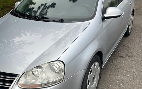 Volkswagen Jetta VI, 2008 год, 620 000 рублей, 2 фотография