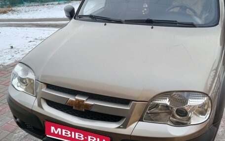 Chevrolet Niva I рестайлинг, 2015 год, 720 000 рублей, 5 фотография