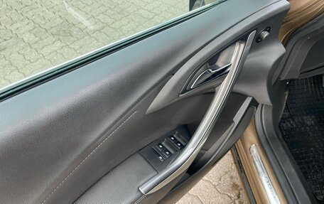 Opel Astra J, 2012 год, 890 000 рублей, 12 фотография