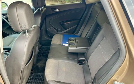 Opel Astra J, 2012 год, 890 000 рублей, 14 фотография