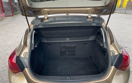 Opel Astra J, 2012 год, 890 000 рублей, 15 фотография