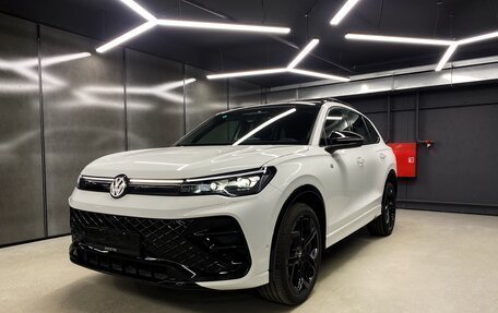 Volkswagen Tiguan, 2025 год, 4 950 000 рублей, 2 фотография