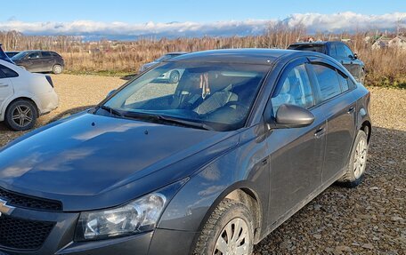 Chevrolet Cruze II, 2011 год, 600 000 рублей, 4 фотография