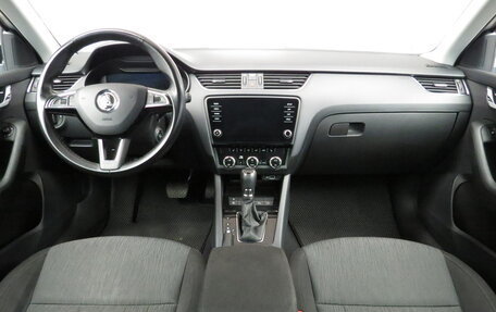 Skoda Octavia, 2019 год, 1 490 000 рублей, 6 фотография