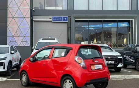 Chevrolet Spark III, 2011 год, 460 000 рублей, 3 фотография