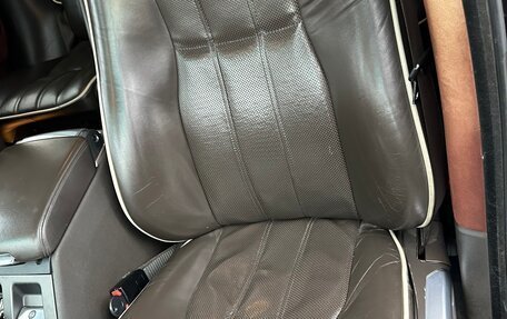 Land Rover Range Rover III, 2010 год, 1 550 000 рублей, 13 фотография