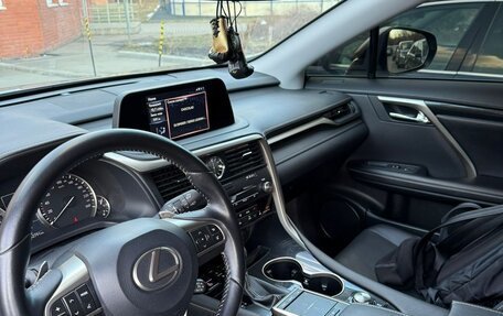 Lexus RX IV рестайлинг, 2020 год, 5 750 000 рублей, 12 фотография