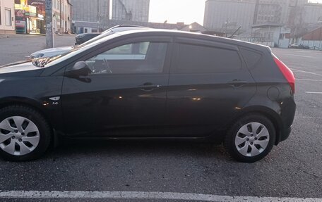 Hyundai Solaris II рестайлинг, 2015 год, 870 000 рублей, 6 фотография