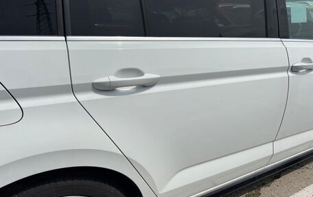 Volkswagen Touran III, 2017 год, 1 200 000 рублей, 9 фотография