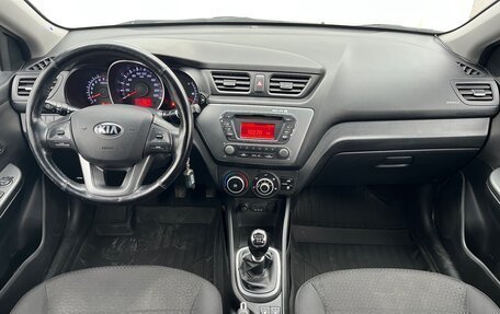 KIA Rio III рестайлинг, 2014 год, 800 000 рублей, 10 фотография