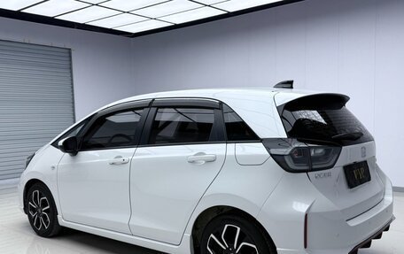 Honda Fit, 2022 год, 1 450 000 рублей, 6 фотография