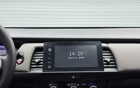 Honda Fit, 2022 год, 1 450 000 рублей, 10 фотография