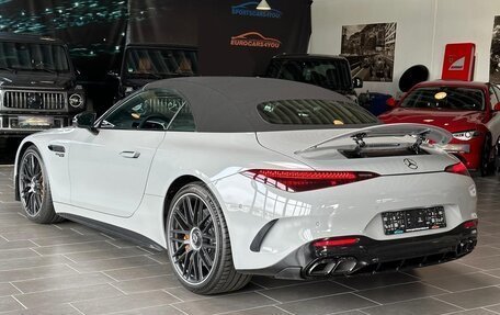 Mercedes-Benz SL-Класс AMG, 2023 год, 17 000 000 рублей, 3 фотография