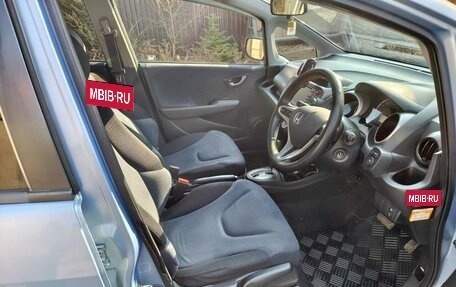 Honda Fit III, 2009 год, 600 000 рублей, 9 фотография