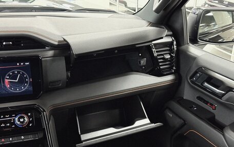 GMC Sierra, 2024 год, 10 290 000 рублей, 38 фотография