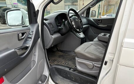 Hyundai Grand Starex Grand Starex I рестайлинг 2, 2014 год, 1 500 000 рублей, 9 фотография