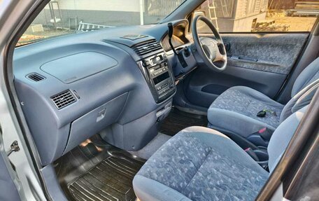 Toyota Ipsum II, 1998 год, 400 000 рублей, 8 фотография