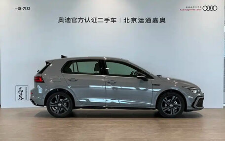 Volkswagen Golf VIII, 2022 год, 2 250 000 рублей, 3 фотография