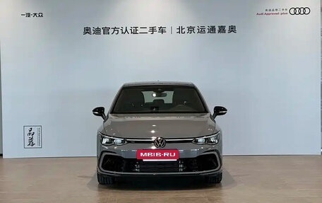 Volkswagen Golf VIII, 2022 год, 2 250 000 рублей, 2 фотография