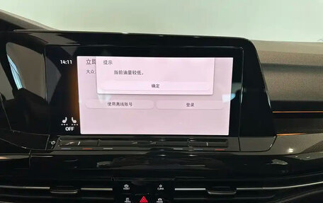 Volkswagen Golf VIII, 2022 год, 2 250 000 рублей, 10 фотография