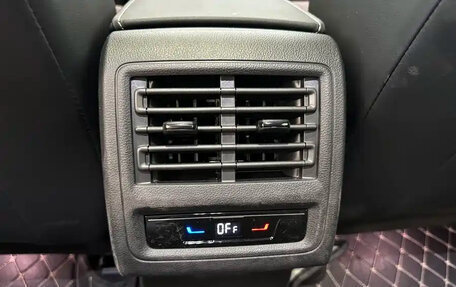 Volkswagen Golf VIII, 2022 год, 2 250 000 рублей, 14 фотография