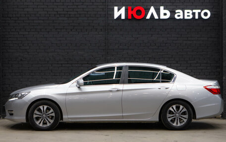 Honda Accord IX рестайлинг, 2013 год, 1 920 000 рублей, 4 фотография