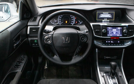 Honda Accord IX рестайлинг, 2013 год, 1 920 000 рублей, 11 фотография