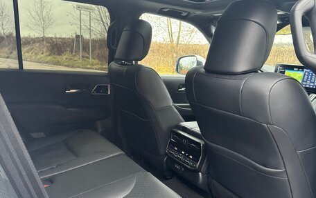 Toyota Land Cruiser, 2022 год, 9 900 000 рублей, 21 фотография