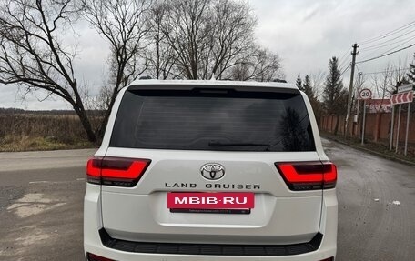 Toyota Land Cruiser, 2022 год, 9 900 000 рублей, 13 фотография