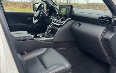 Toyota Land Cruiser, 2022 год, 9 900 000 рублей, 26 фотография