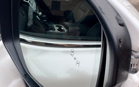 Toyota Land Cruiser, 2022 год, 9 900 000 рублей, 28 фотография