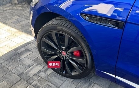 Jaguar F-Pace, 2016 год, 3 800 000 рублей, 10 фотография