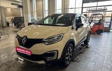 Renault Kaptur I рестайлинг, 2018 год, 1 470 000 рублей, 2 фотография