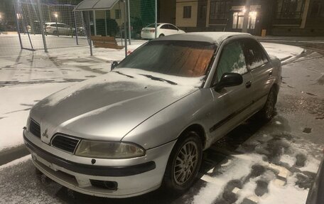 Mitsubishi Carisma I, 2001 год, 180 000 рублей, 1 фотография