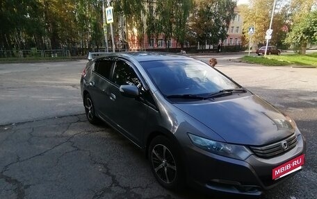Honda Insight II рестайлинг, 2010 год, 750 000 рублей, 8 фотография