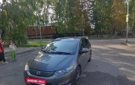 Honda Insight II рестайлинг, 2010 год, 750 000 рублей, 7 фотография