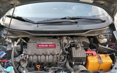 Honda Insight II рестайлинг, 2010 год, 750 000 рублей, 14 фотография