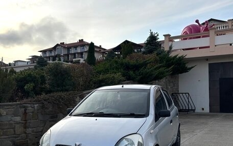 Toyota Vitz, 2002 год, 450 000 рублей, 1 фотография