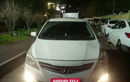 Hyundai Solaris II рестайлинг, 2014 год, 985 000 рублей, 1 фотография